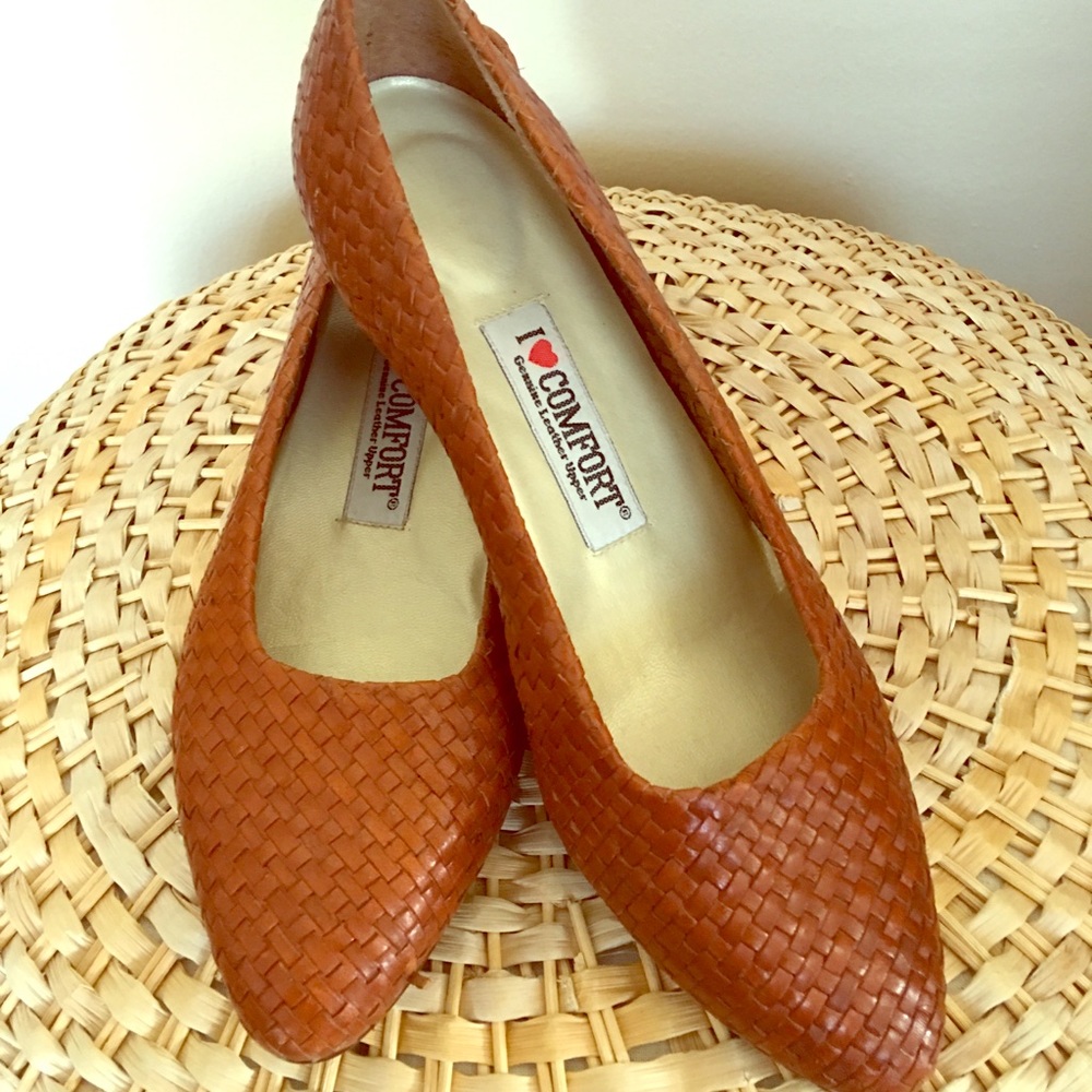 I love comfort brown leather wicker shoes - Picture 5 of 6
